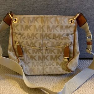 Michael Kors small beige crossover